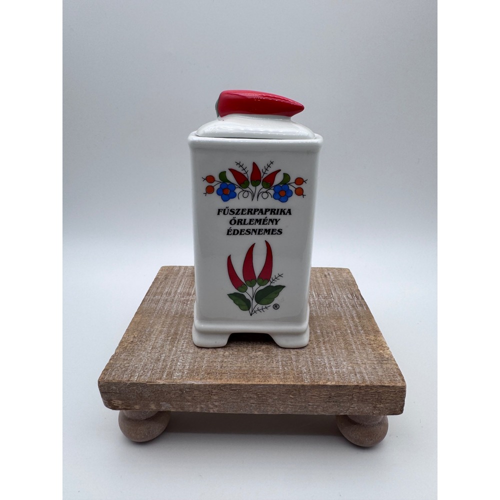 Kalocsa Hungary Handpainted Porcelain Paprika Spice Jar Lid Red Pepper Finial